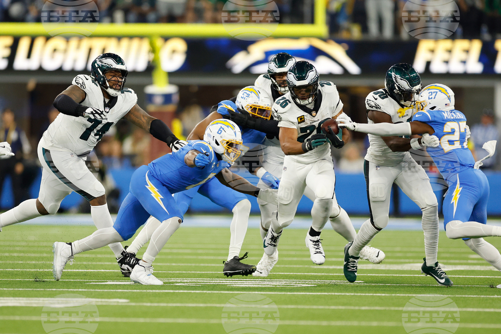 Eagles Chargers Football