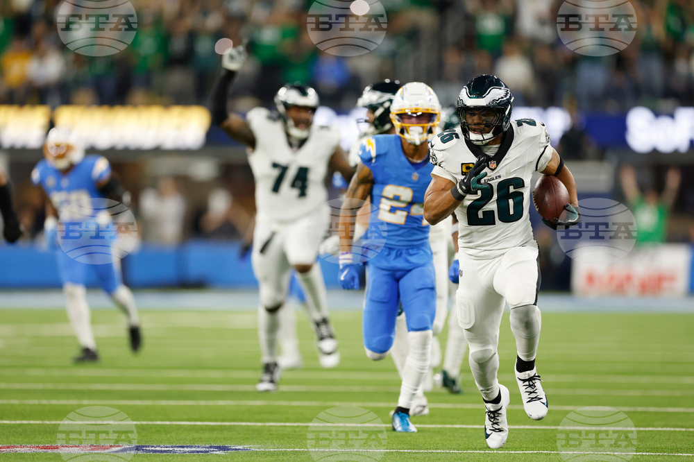 Eagles Chargers Football