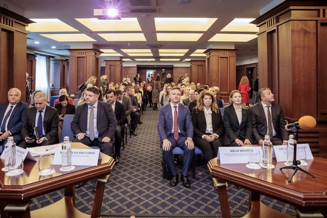 Вигенин и Пенкова с призив България да се бори за силен, справедлив и социален европейски бюджет