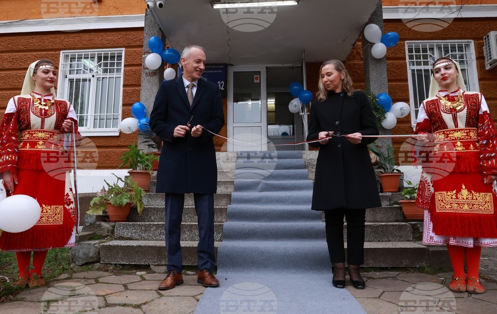 Висше училище по телекомуникации и пощи - нови общежития - откриване