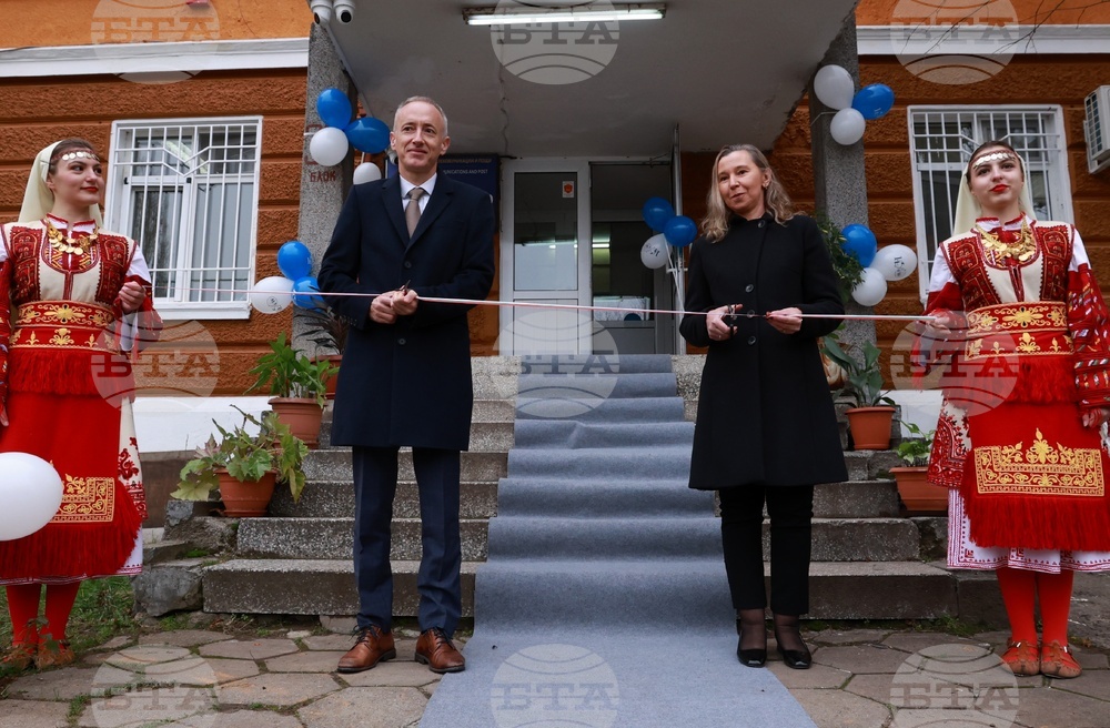 Висше училище по телекомуникации и пощи - нови общежития - откриване