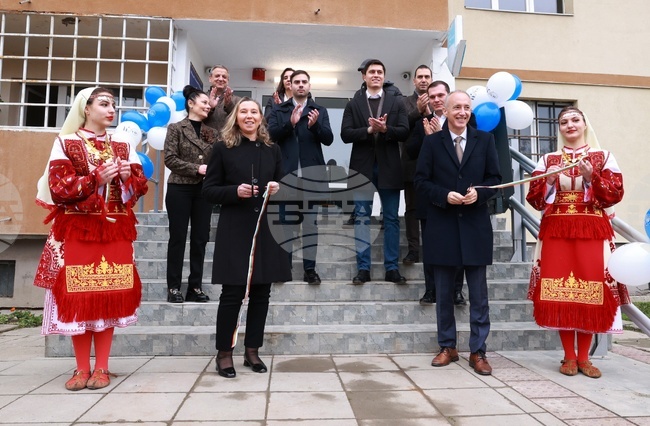 Висше училище по телекомуникации и пощи - нови общежития - откриване