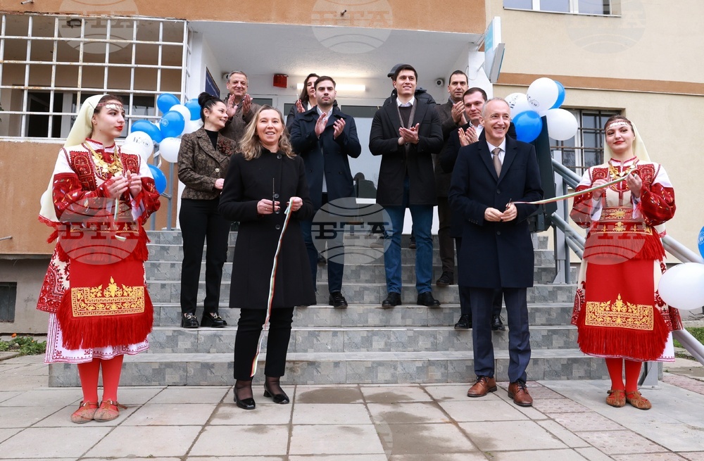 Висше училище по телекомуникации и пощи - нови общежития - откриване