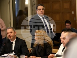 Парламент - Комисия по бюджет и финанси - заседание