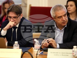 Парламент - Комисия по бюджет и финанси - заседание