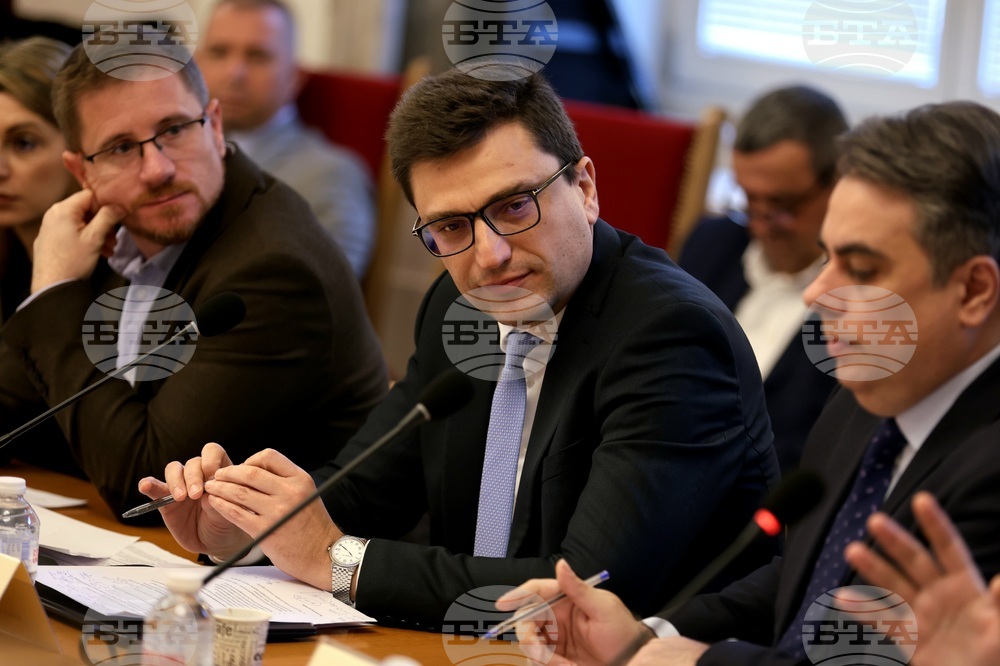 Парламент - Комисия по бюджет и финанси - заседание