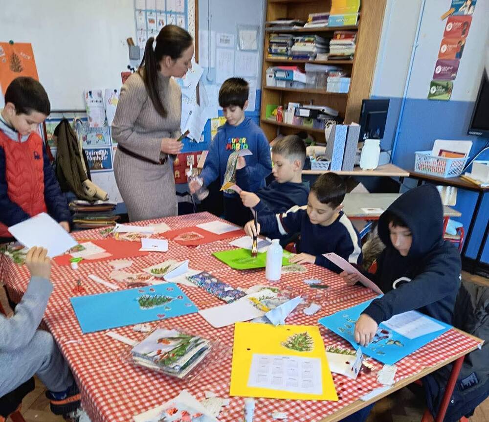 Ателие за изработка и декориране на календари беше организирано в Българското училище „Райна Княгиня“ в Дъблин