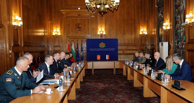 Montenegrin, Bulgarian Defence Ministers Meet in Sofia, Discuss Cooperation