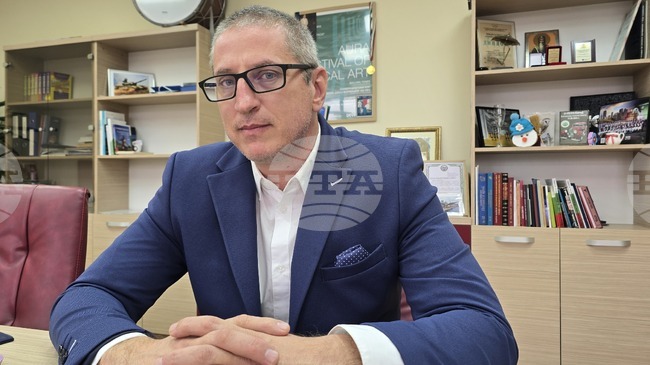 В празничния декемврийски календар на Община Благоевград са включени над 70 събития“, съобщи за БТА заместник-кметът Станислав Кимчев