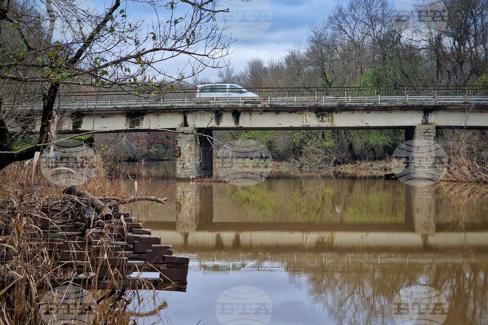 Приморско - река Ропотамо - обстановка