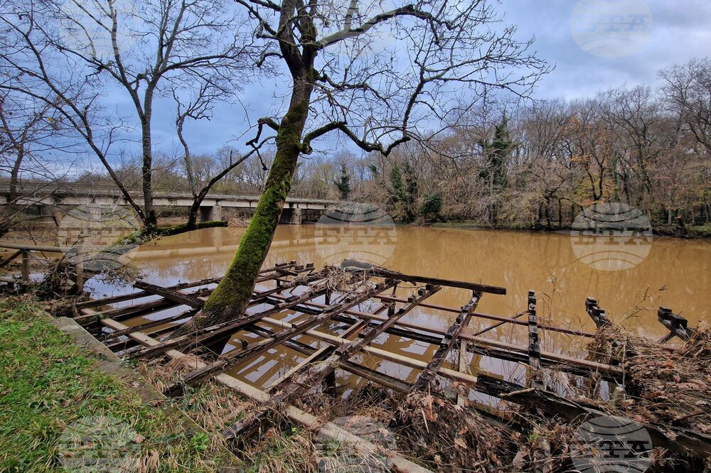Приморско - река Ропотамо - обстановка