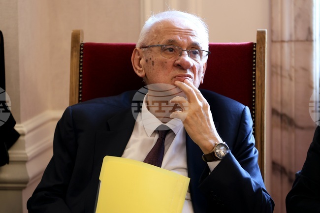 Bulgaria to Allocate EUR 100 Mln to Improve Pay for Healthcare Professionals from 2026