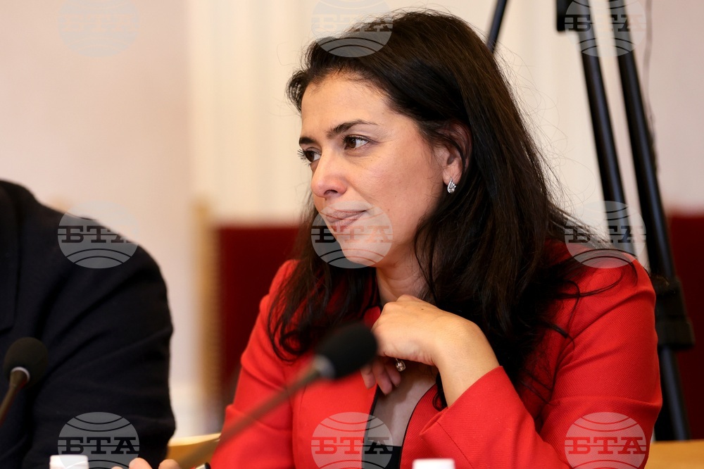 Парламент - Комисия по бюджет и финанси - заседание