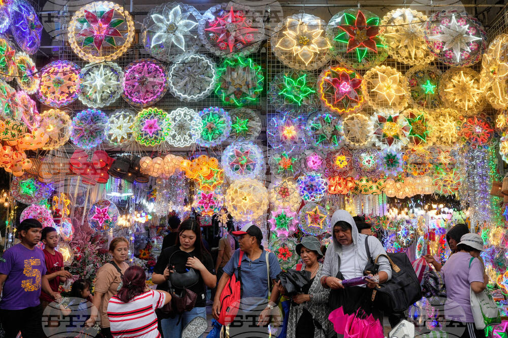 Philippines Daily Life Holiday Lights