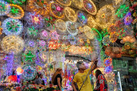 Philippines Daily Life Holiday Lights