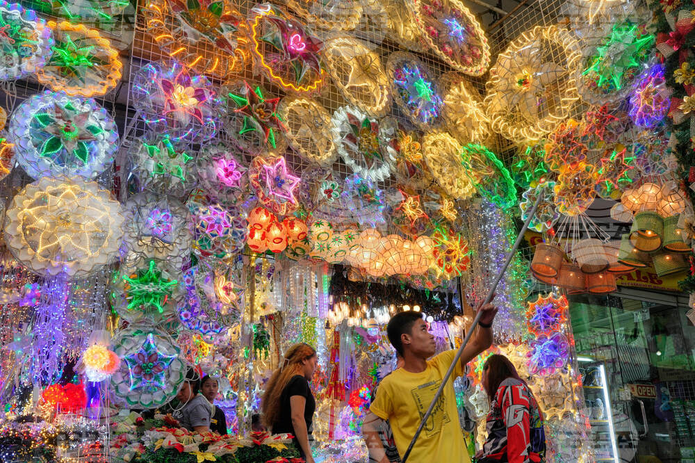 Philippines Daily Life Holiday Lights