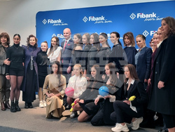 Българска федерация художествена гимнастика - благотворителен календар