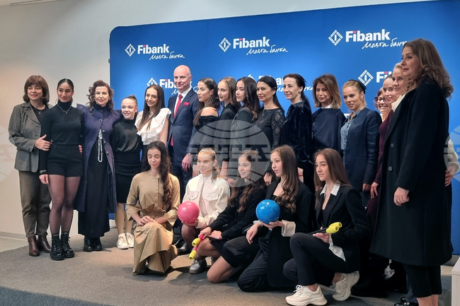 Българска федерация художествена гимнастика - благотворителен календар