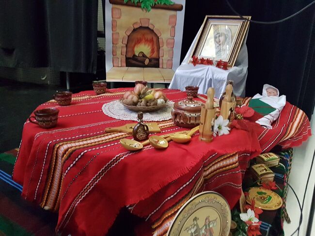 Коледно-новогодишен фестивал ще организира Българското училище „Св. св. Кирил и Методий“ в Памплона