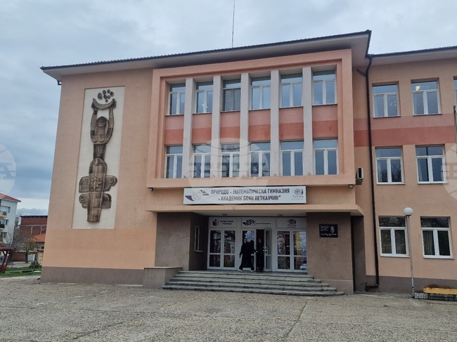 Над 300 ученици се включиха във второто издание на състезанието „Млад математик на Хасково“ 