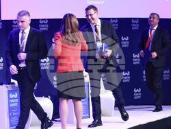 Powers Summit - форум - панел Енергийният щит: Изграждане на устойчивост във времена на несигурност - модул „Властта чува“