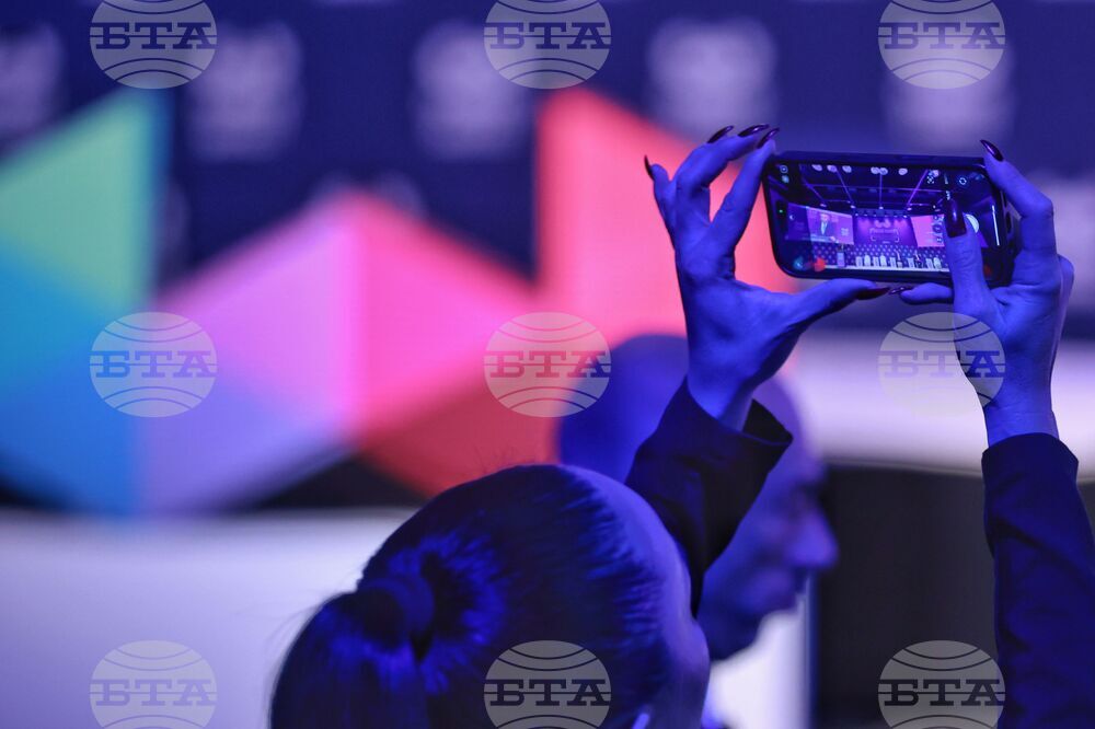 Powers Summit - форум - панел Енергийният щит: Изграждане на устойчивост във времена на несигурност - модул „Изпълнителната власт чува“