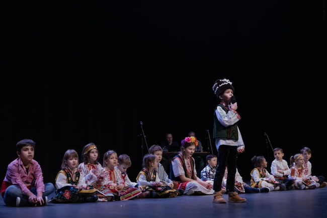 Коледен концерт, работилница и базар ще бъдат организирани днес в Българското училище „Св. св. Кирил и Методий“ във Ванкувър