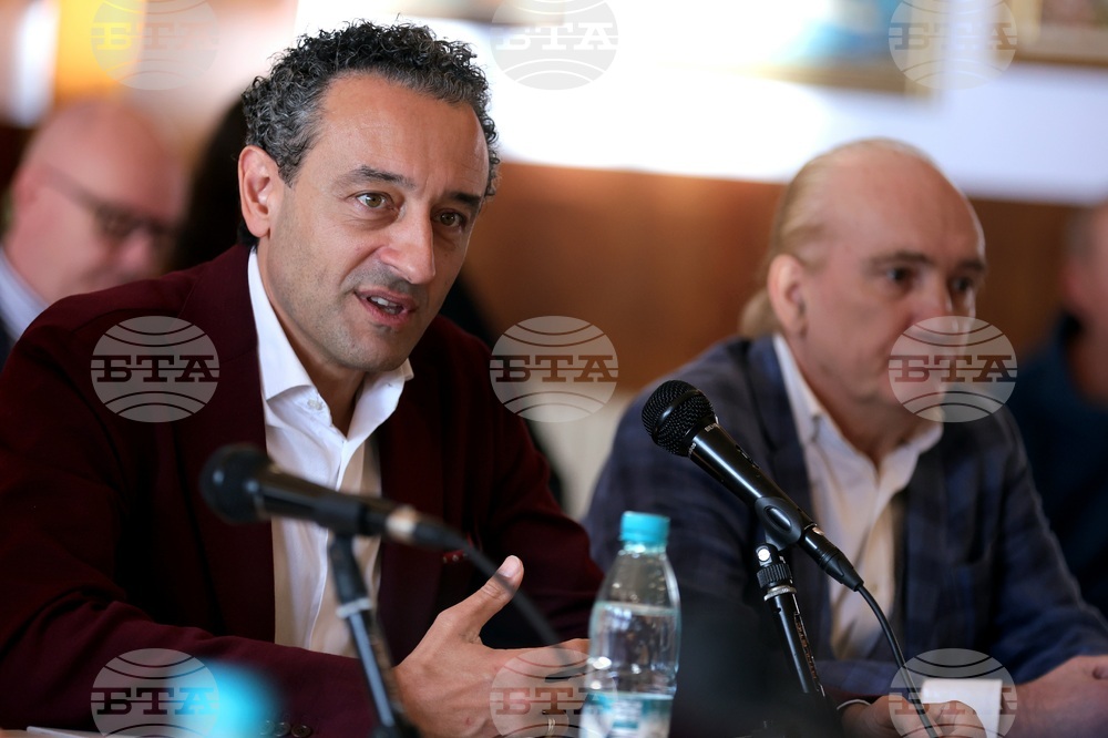 „Изкуство в архитектурата“ (ИВА) - инициатива - представяне