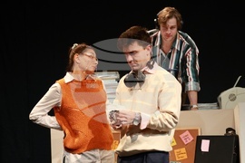 Русе - театър - „Глория“ - премиера