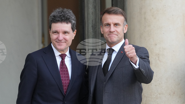 Президентът Макрон потвърди, че ще посети Румъния догодина, съобщи Никушор Дан от Париж