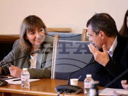 Народно събрание - Комисия по конституционни и правни въпроси - заседание