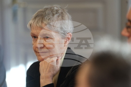 Централен военен клуб - колективните монографии - представяне