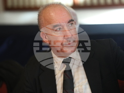 Централен военен клуб - колективните монографии - представяне