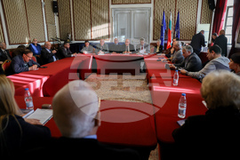 Централен военен клуб - колективните монографии - представяне