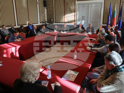 Централен военен клуб - колективните монографии - представяне