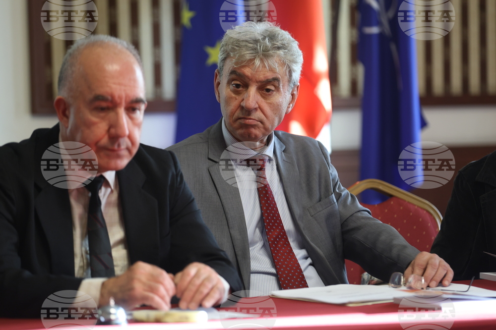 Централен военен клуб - колективните монографии - представяне