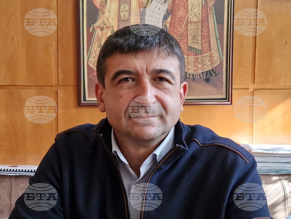 Олимпиадите дават възможност да премериш сили с най-добрите ученици, каза Ангел Гушев, директор на ПМГ „Васил Друмев“ във Велико Търново