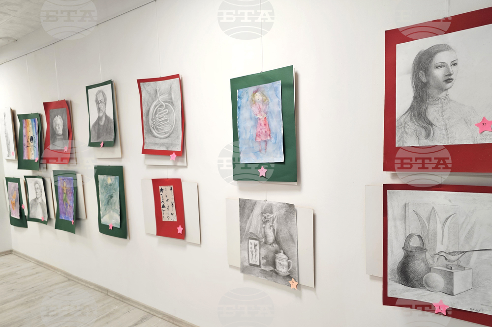 Русе - изложба - деца