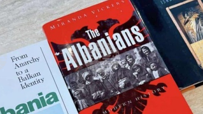 КосоваПрес: Иванка Тръмп проучва историята на албанците