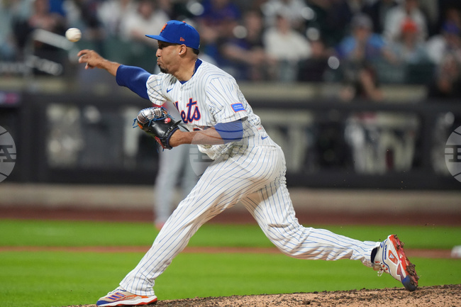 Dodgers Diaz Baseball