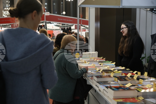 Проф. Антоанета Алипиева и Стефан Д. Стефанов представят днес книгите си на Софийския международен панаир на книгата