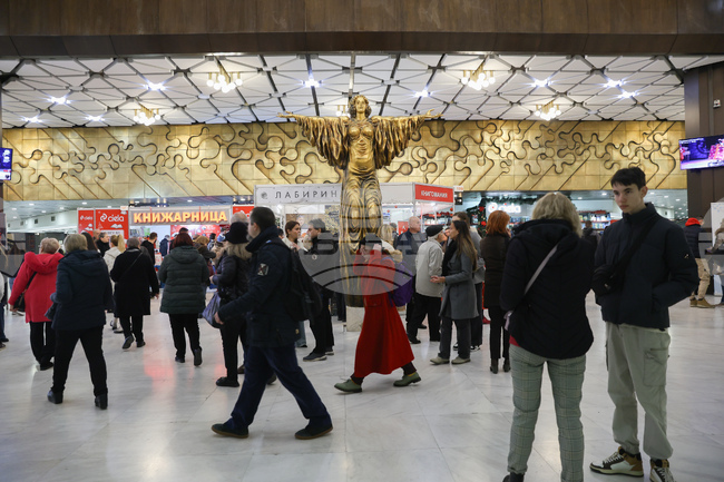 Премиери на книгите на Стефка Станчева и Милена Маат са сред акцентите в програмата на Софийския международен панаир на книгата днес