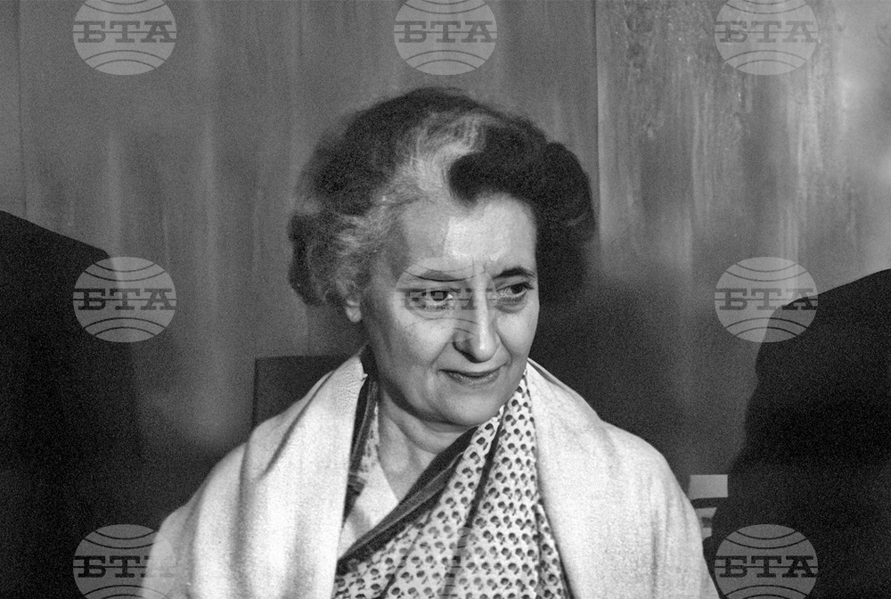 На 11 декември 1983 г. БТА публикува интервю с премиера на Индия и председател на Движението на необвързаните страни Индира Ганди