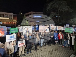 Велико Търново - „ДПС-Ново начало“ - мирен протест „Не на омразата“