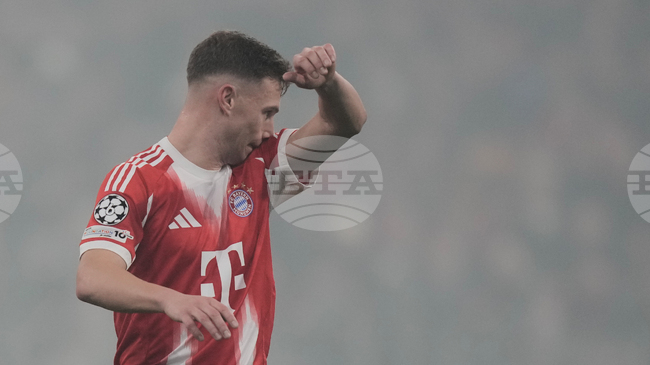 Защитникът на Байерн Мюнхен Йозуа Кимих ще пропусне последния мач за годината срещу Хайденхайм поради контузия