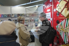 Панаир на книгата - Даниел Вълчев - автографи