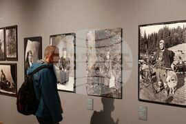 Изложба „Повече от една снимка. История на българската фотография ХХ век“
