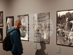 Изложба „Повече от една снимка. История на българската фотография ХХ век“