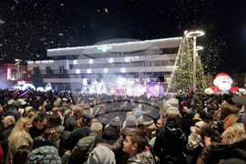 Ямбол - коледни светлини