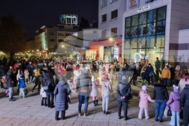 Враца - елха - коледни светлини